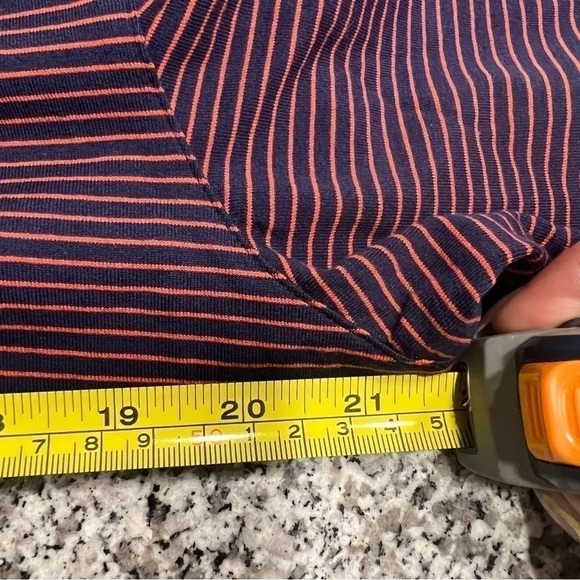 Untuckit mens wrinkle free polo shirt size M striped red & blue - Picture 9 of 10
